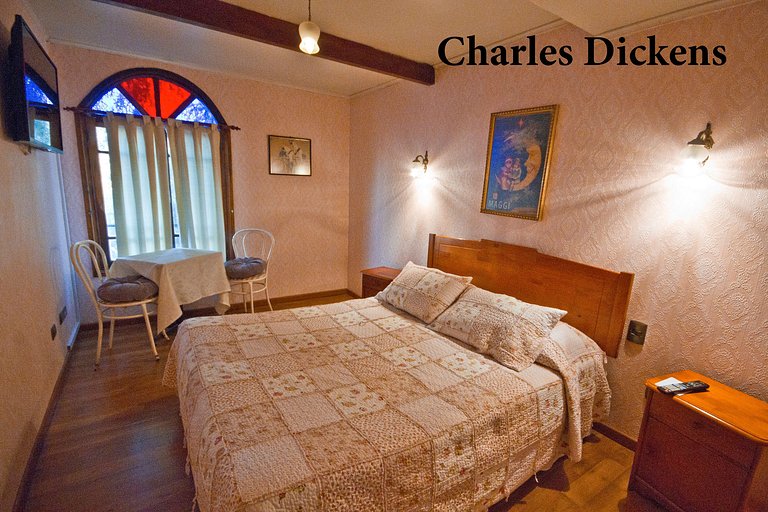Habitación Charles Dickens. Vista Ciudad